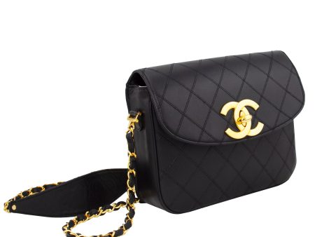 Black Leather Quilted Shoulder Bag with Chain For Sale